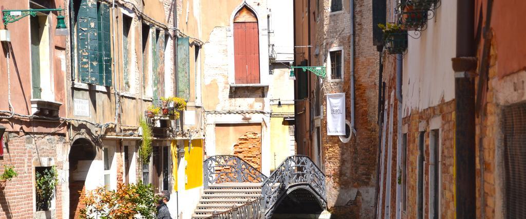 Ferienwohnung Casa Calle Frezzeria Venedig Exterior foto